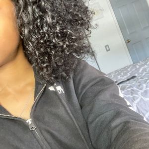 Meet your Posher, Janai